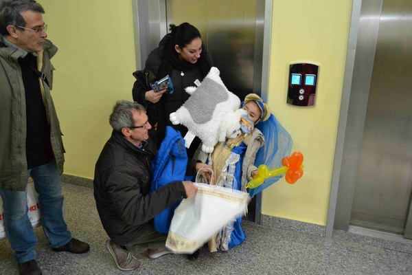 Un pò di gioia e allegria per i bambini ammalati di Fondi (12/02/2013) 00106
