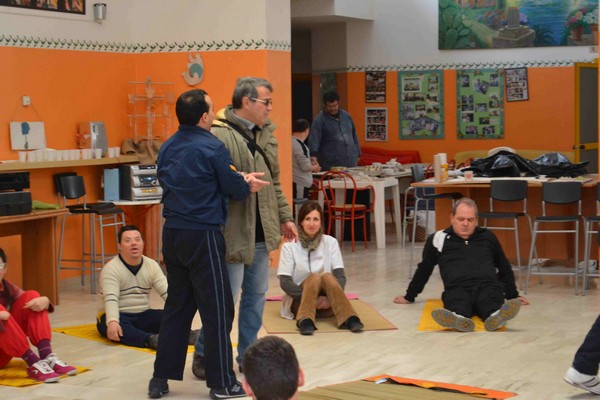 Un pò di gioia e allegria per i bambini ammalati di Fondi (12/02/2013) 00124