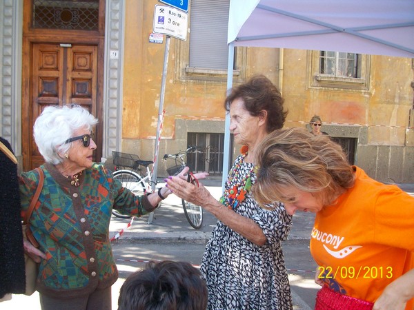 Mercatino della Solidarietà (22/09/2013) 010
