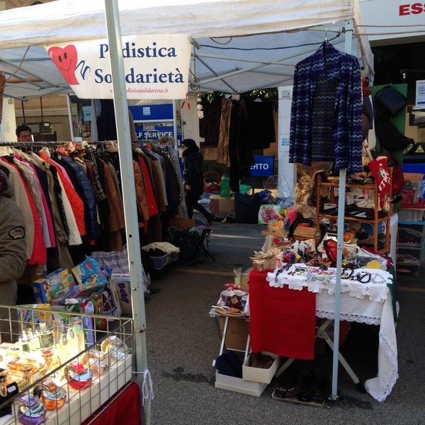 Mercatino della Solidarietà (21/12/2014) 00007