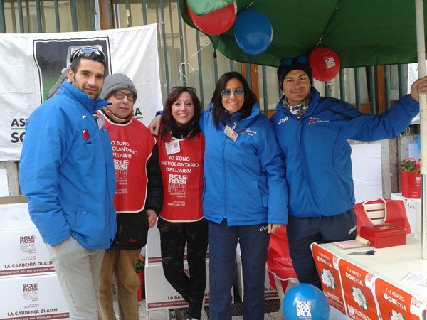 Una Gardenia per l'AISM (07/03/2015) 00003