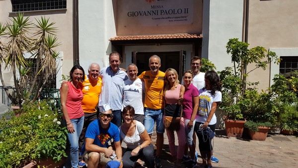 Volontari Mensa Caritas 2016 (15/08/2016) 010