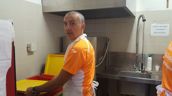 Volontari Mensa Caritas 2016 (10/09/2016) 009