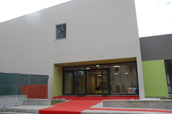 Libri ed altro per la Scuola Edmondo de Amicis di Pieve Torina (09/01/2018) 00009