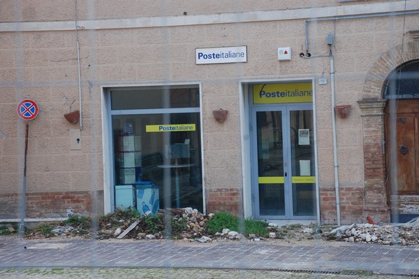 Libri ed altro per la Scuola Edmondo de Amicis di Pieve Torina (09/01/2018) 00019