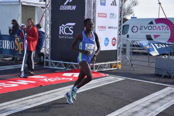 Roma Ostia Half Marathon [GOLD] (02/03/2025) 0048