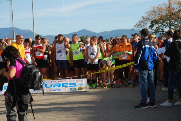 Corri Cures (12/10/2025) 0001