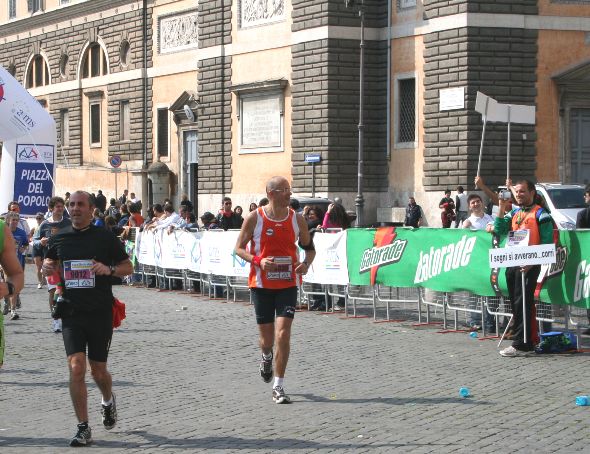 Enrico a Piazza del Popolo (foto di Amedeo Gigli)