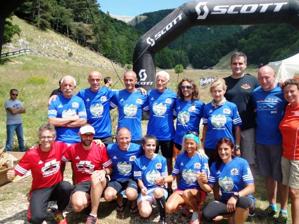 Foto di gruppo dei campioni elle varie categorie