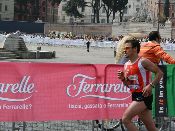 Alessandro a Piazza del Popolo (foto di Amedeo Gigli)