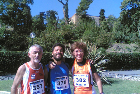 Giuseppe, Daniele e Pat subito dopo l'arrivo... foto fatta con il telefonino di Giuseppe.