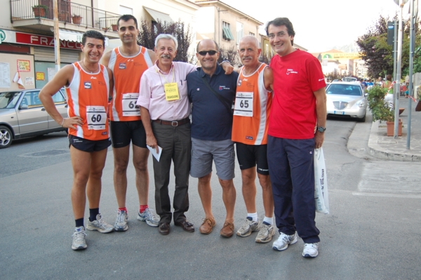 Foto di gruppo dei nostri atleti alla prima edizione