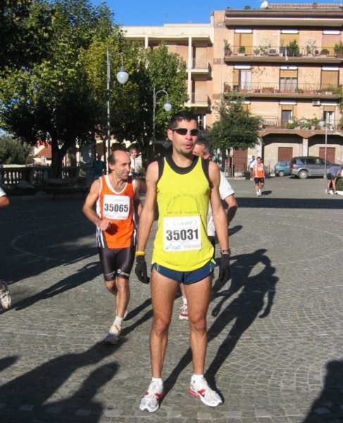 Fabio Ricci con la maglia 'storica' della Marcia degli Otto fontanili anni '70.