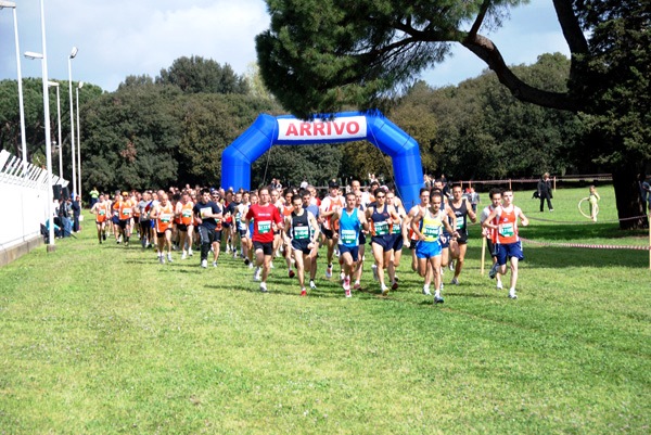 La partenza del Cross Romano Interbancario all'interno del Centro Sportivo della Banca d'Italia