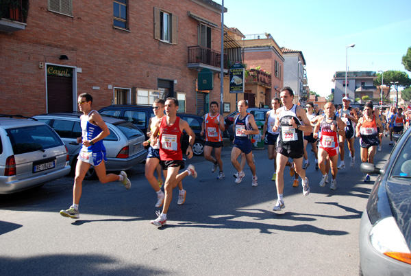 La testa della corsa dello scorso anno, con Fabrizio Terrinoni nelle prime posizioni (foto di Patrizia De Castro)